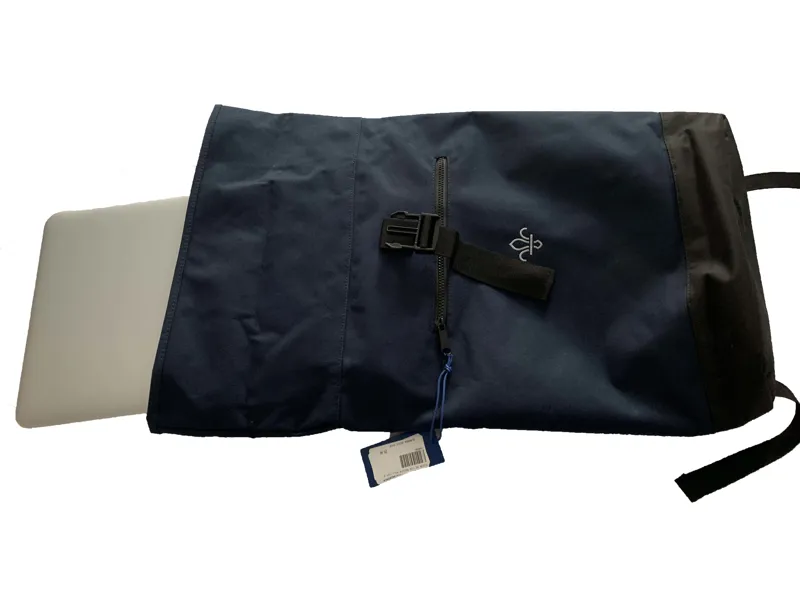 Fleur de Lis Scouts Roll-Top Backpack 15l-2